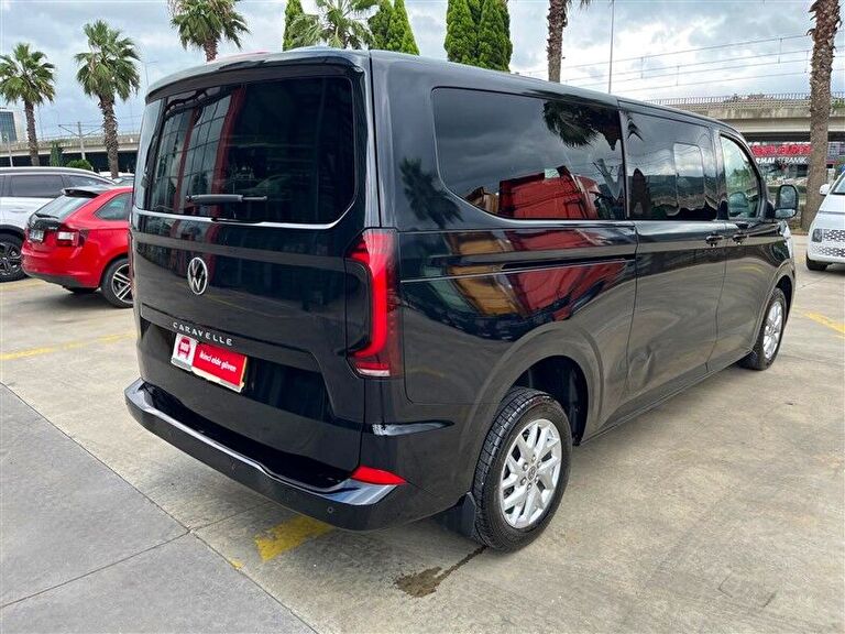 VOLKSWAGEN CARAVELLE