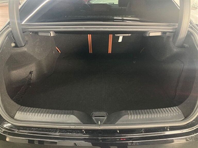 MERCEDES-BENZ CLS-SERISI