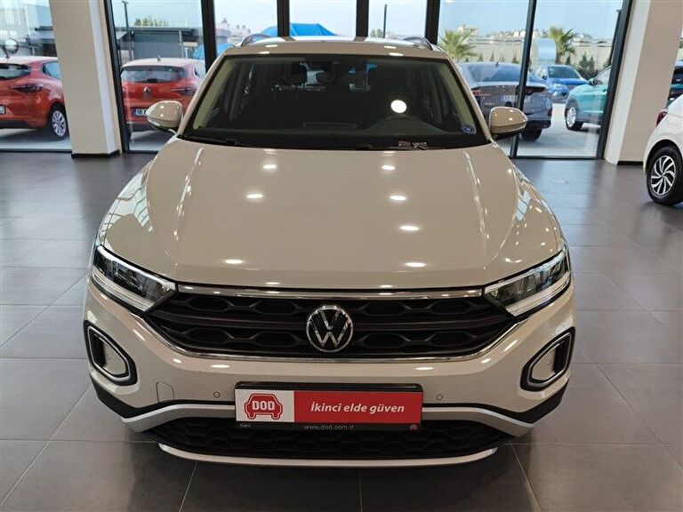 VOLKSWAGEN T-ROC