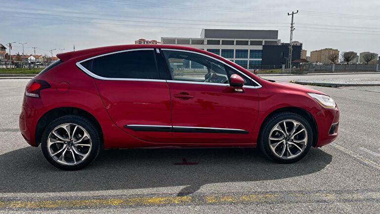 CITROEN DS4