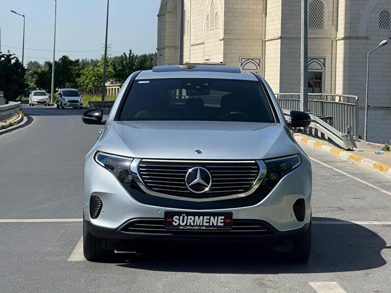 MERCEDES-BENZ EQC