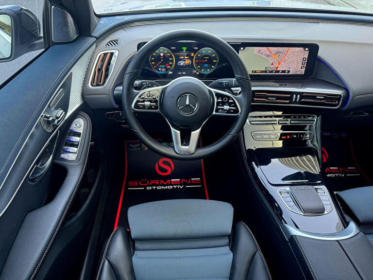 MERCEDES-BENZ EQC