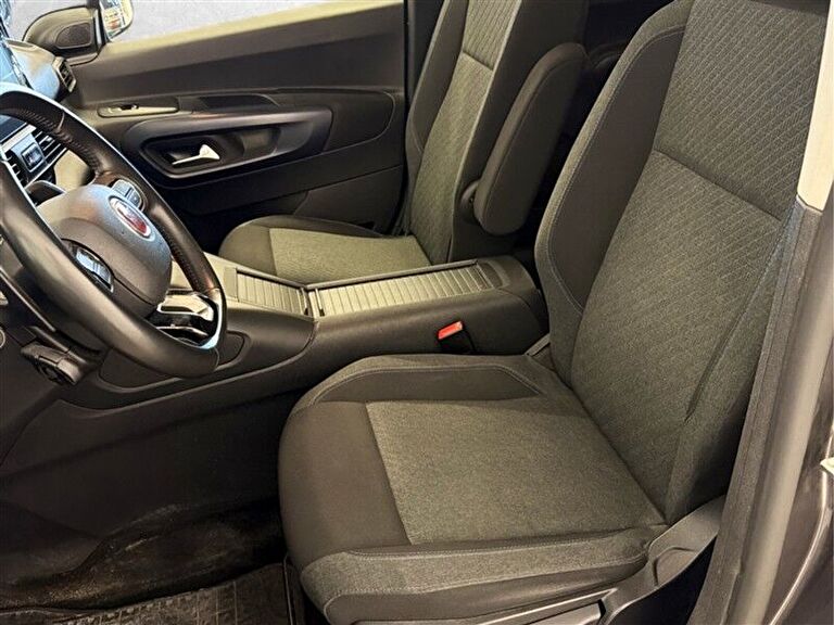 FIAT DOBLO COMBI