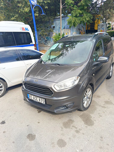FORD TOURNEO COURIER