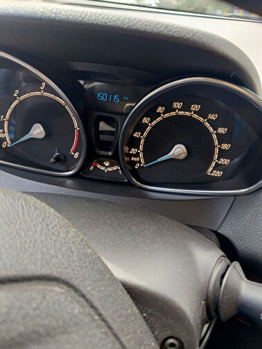 FORD TOURNEO COURIER