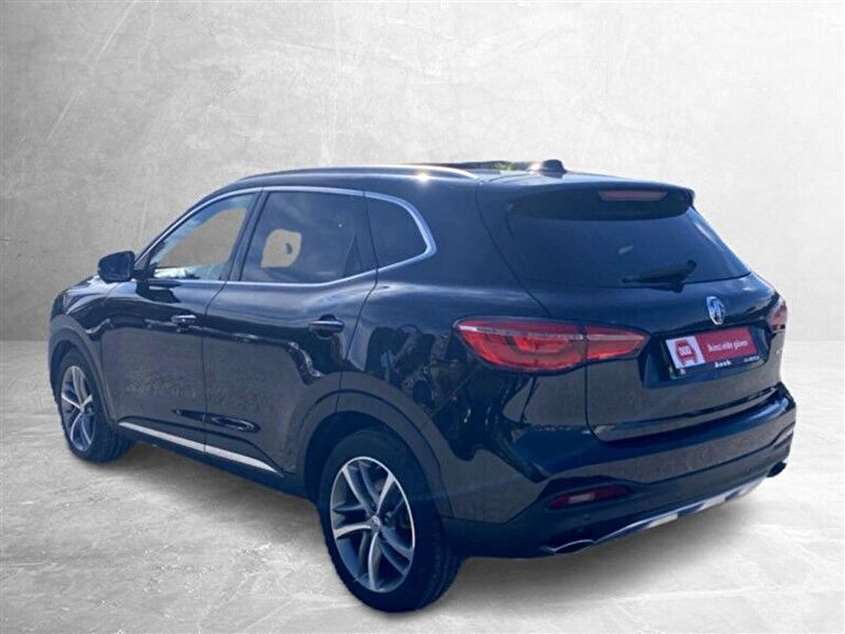 MG HS