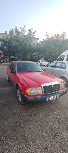 MERCEDES-BENZ 200
