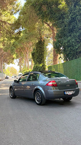 RENAULT MEGANE