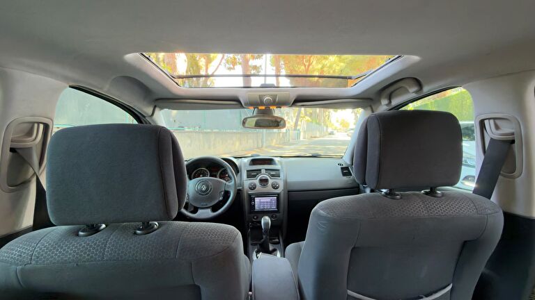 RENAULT MEGANE