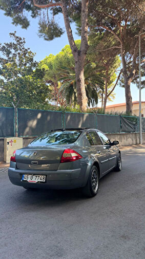 RENAULT MEGANE