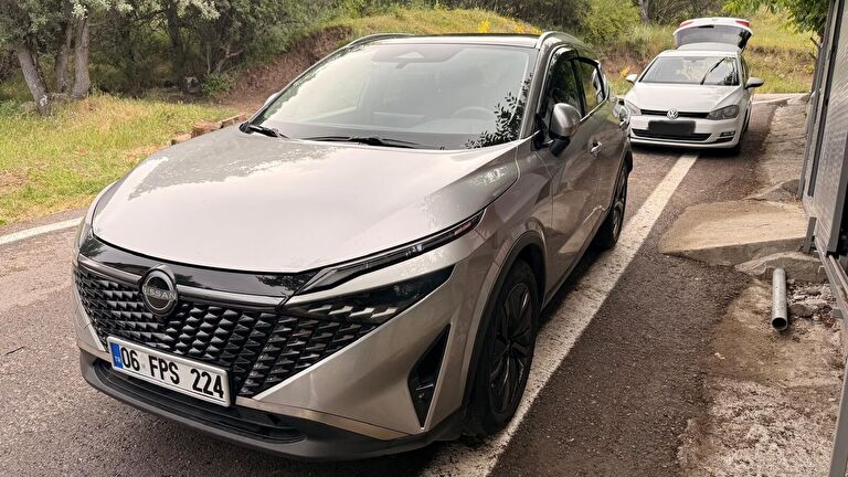 NISSAN QASHQAI
