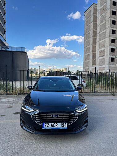 FORD FOCUS