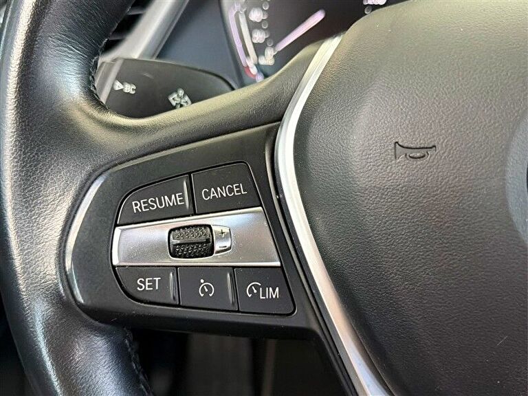BMW 1 SERISI
