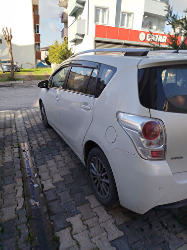 TOYOTA VERSO