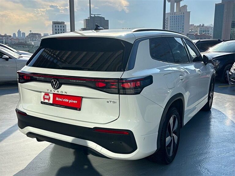 VOLKSWAGEN TAYRON