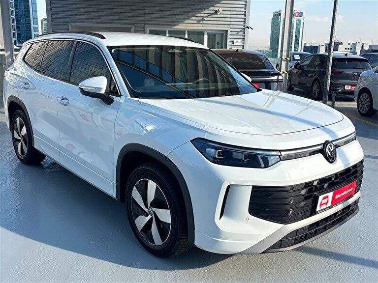 VOLKSWAGEN TAYRON