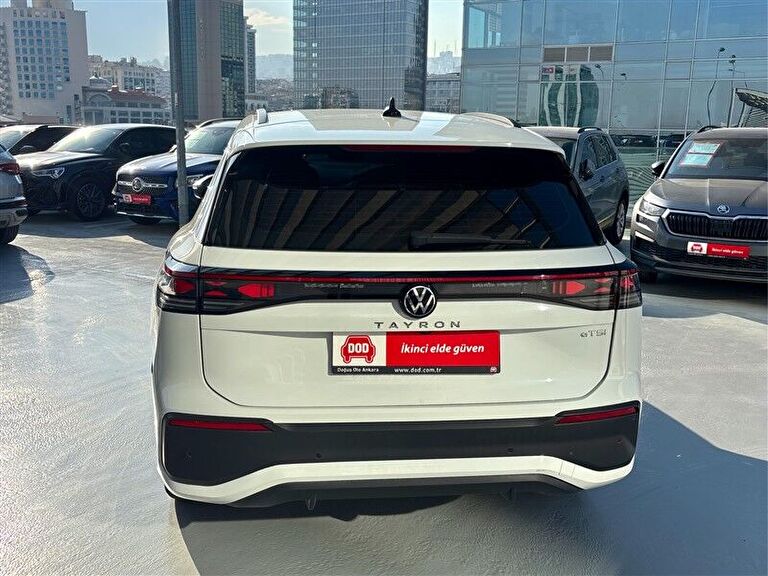 VOLKSWAGEN TAYRON