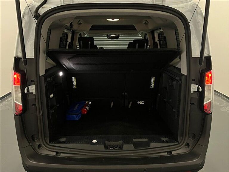 FORD TOURNEO COURIER