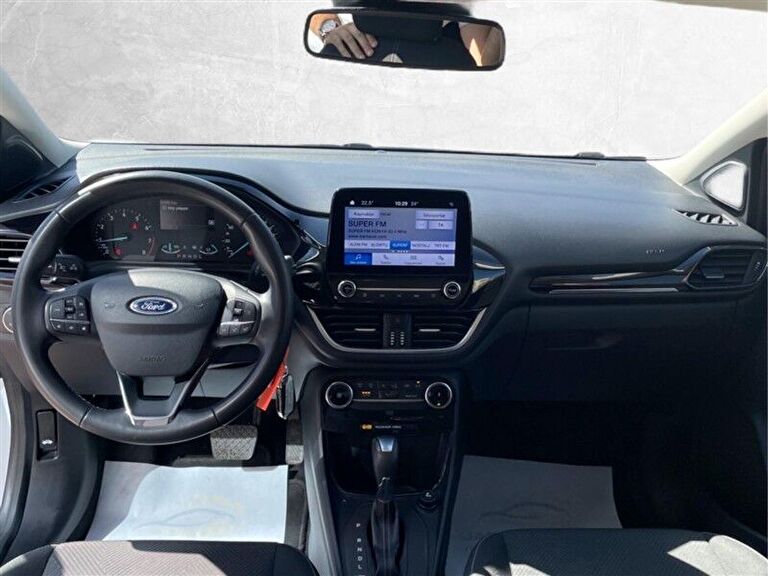 FORD PUMA