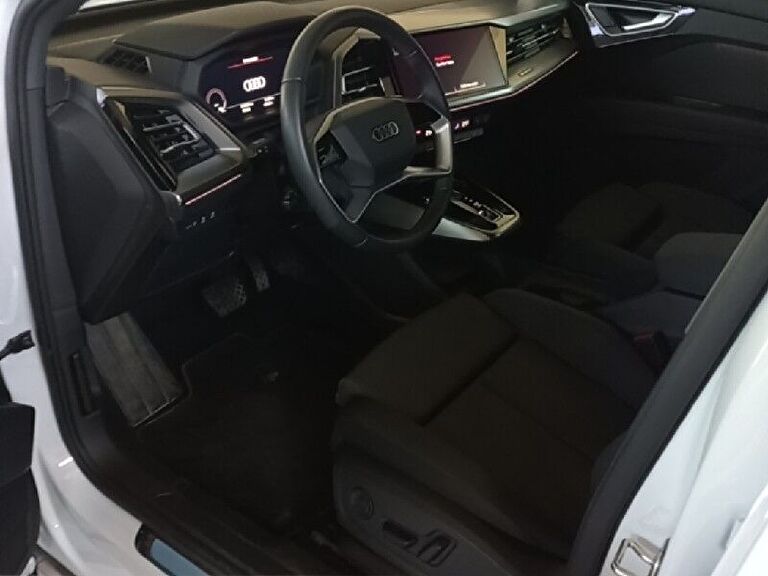 AUDI Q4 SPORTBACK