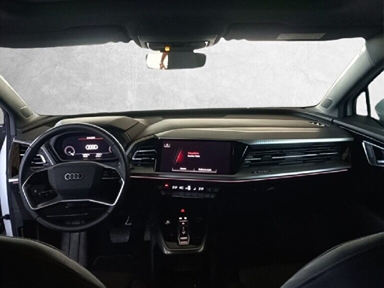 AUDI Q4 SPORTBACK