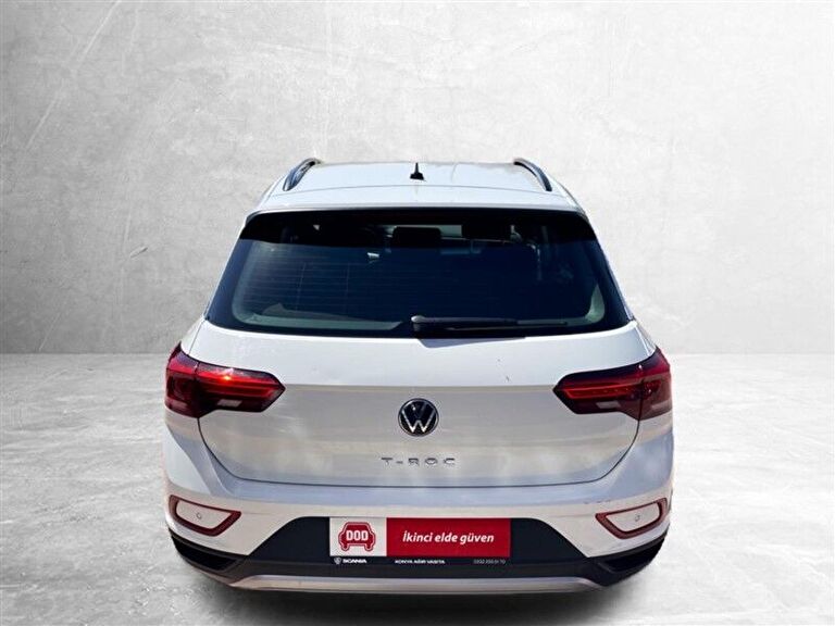 VOLKSWAGEN T-ROC