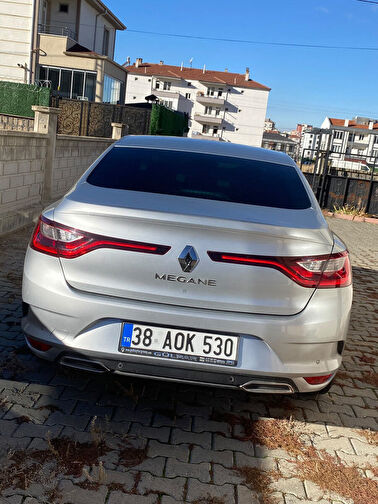 RENAULT MEGANE