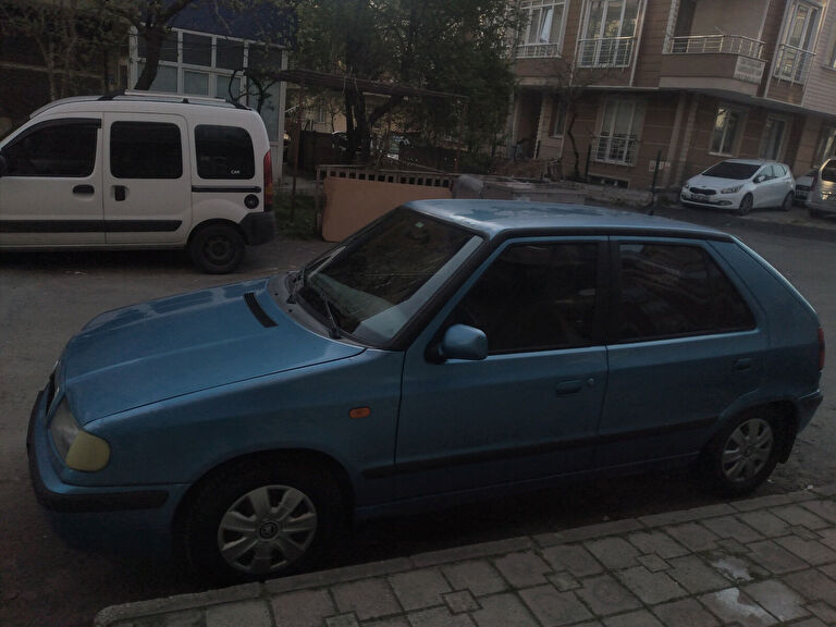 SKODA FELICIA