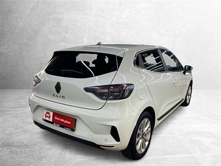 RENAULT CLIO
