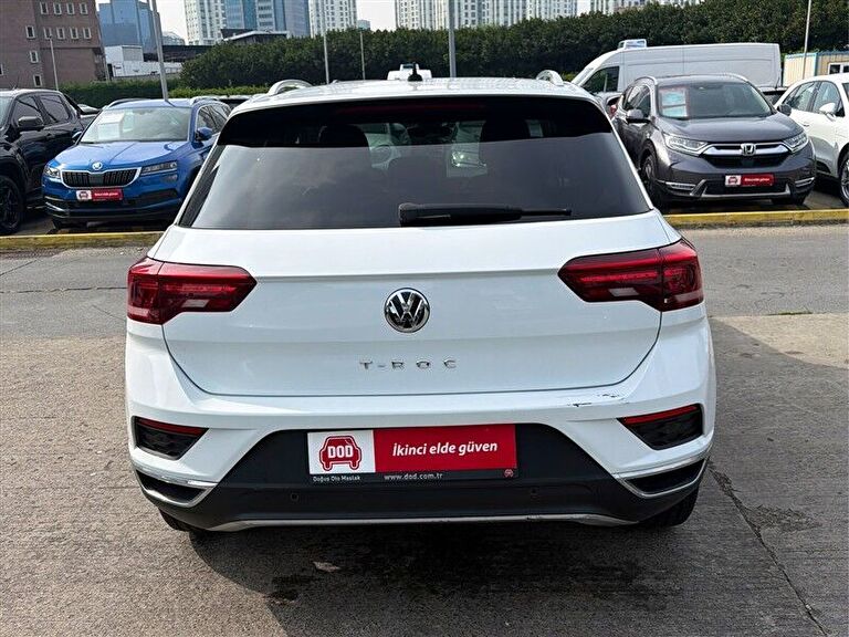VOLKSWAGEN T-ROC