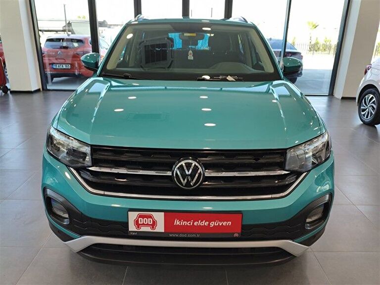 VOLKSWAGEN T-CROSS