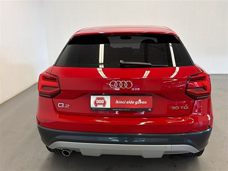 AUDI Q2