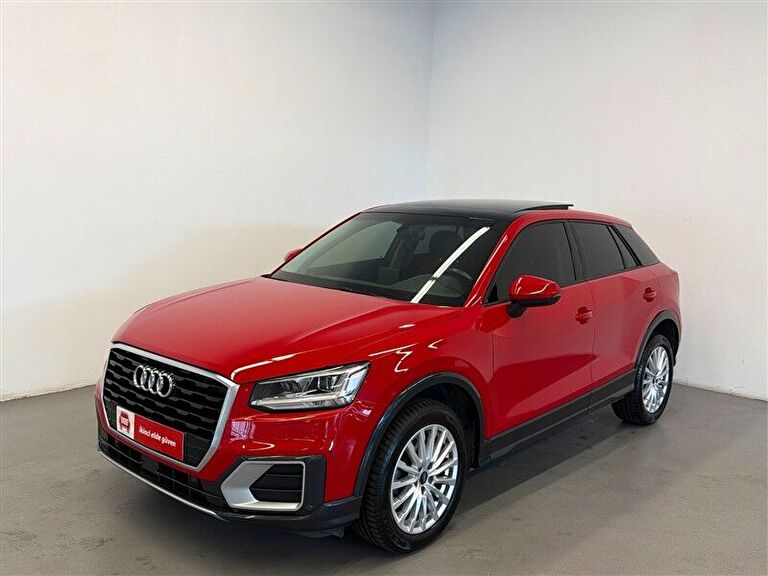 AUDI Q2