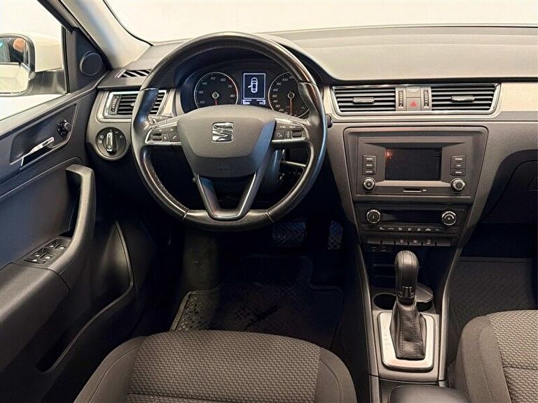 SEAT TOLEDO