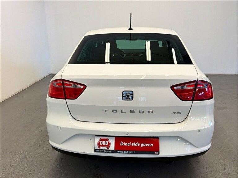 SEAT TOLEDO