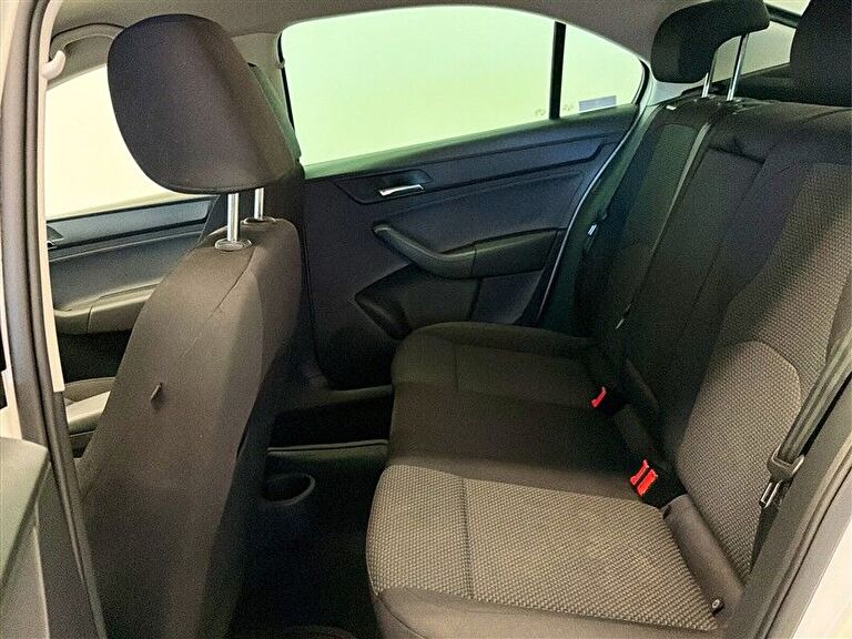 SEAT TOLEDO