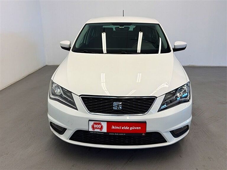 SEAT TOLEDO