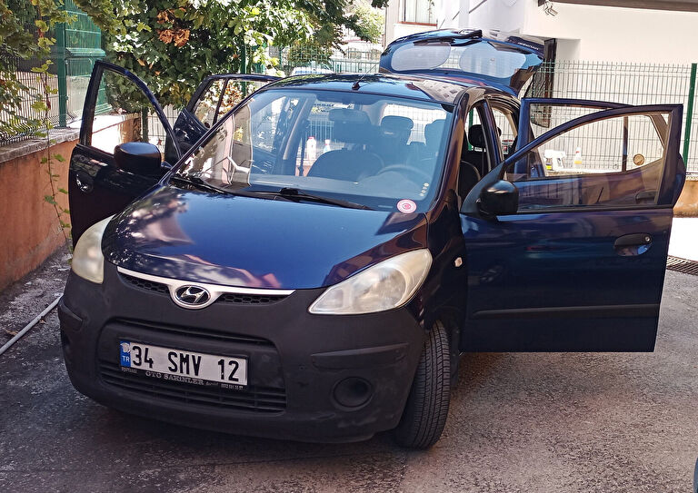 HYUNDAI I10
