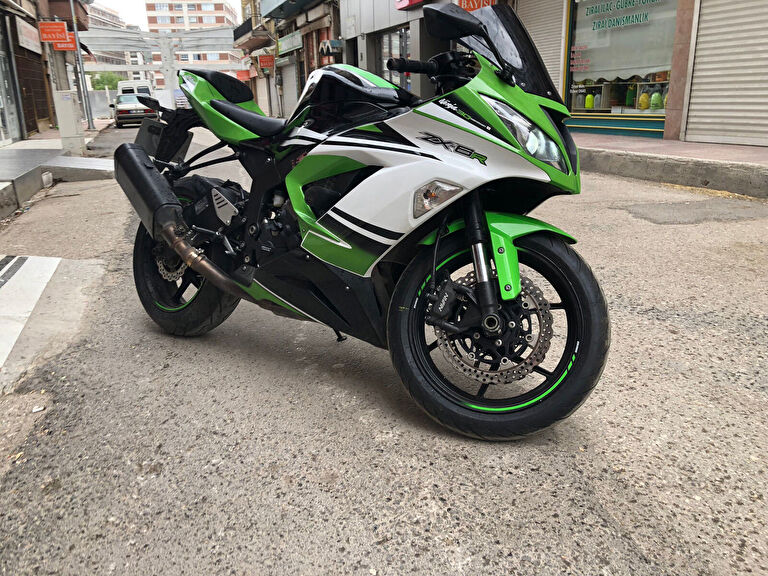 Kawasaki Ninja ZX-6R