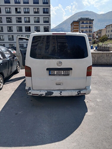 VOLKSWAGEN TRANSPORTER