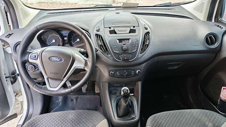 FORD TOURNEO COURIER