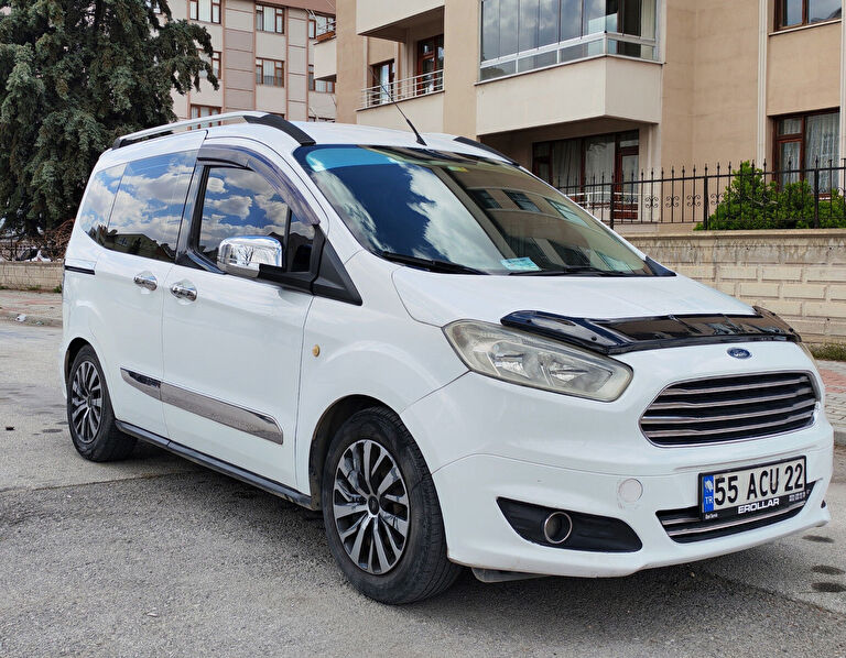 FORD TOURNEO COURIER