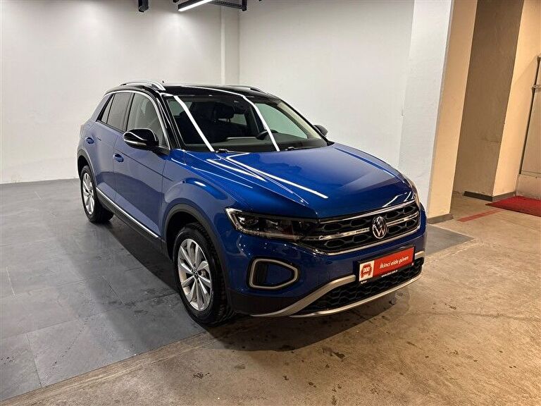 VOLKSWAGEN T-ROC