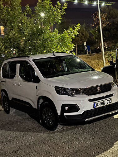 PEUGEOT RIFTER