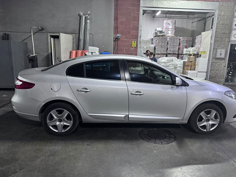 RENAULT FLUENCE