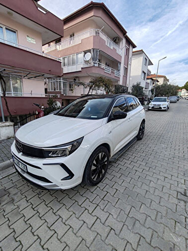 OPEL GRANDLAND