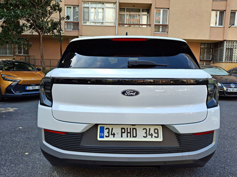 FORD EXPLORER