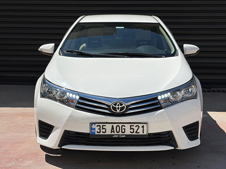 TOYOTA COROLLA