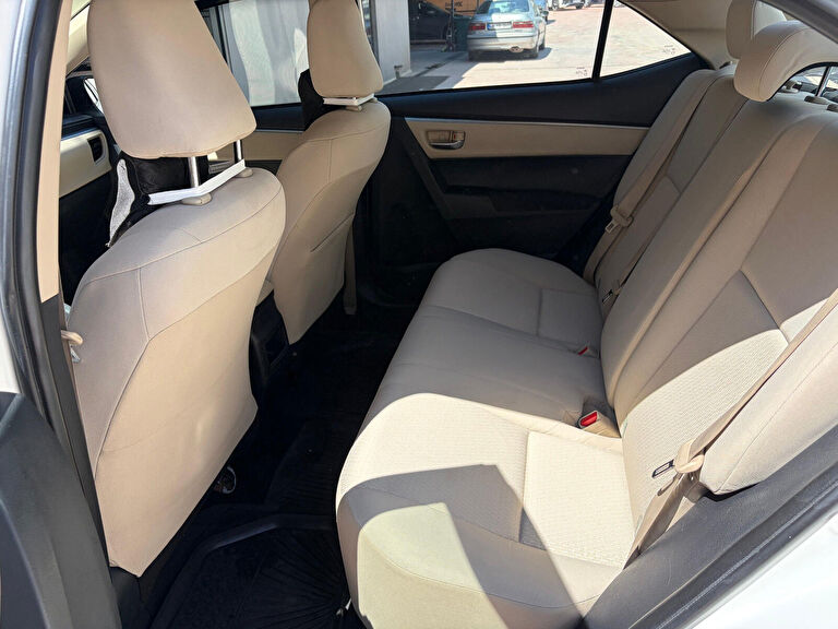 TOYOTA COROLLA