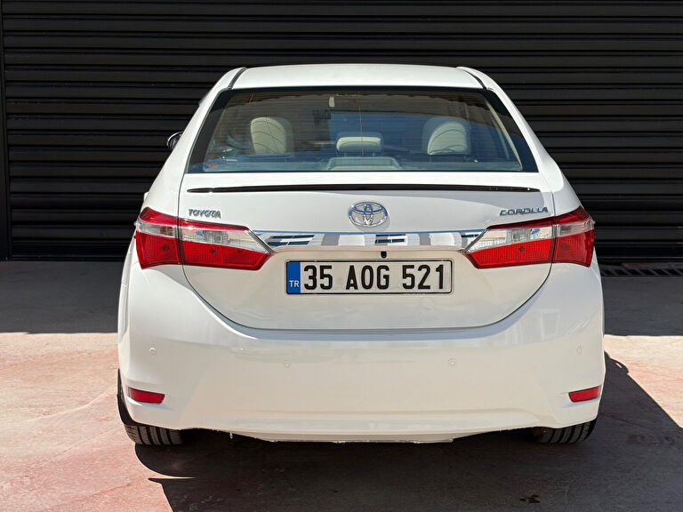 TOYOTA COROLLA